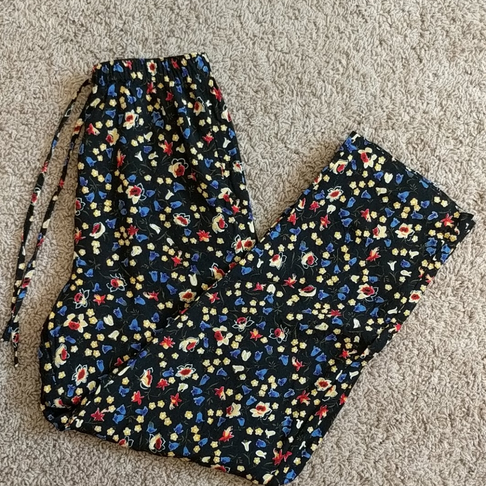 Vintage floral, elastic pants